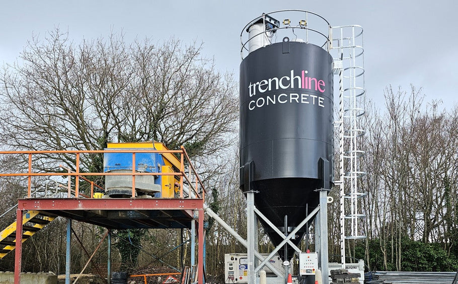 Cement Silo and Batching Plant for Mixing Small Batches Ad-hoc