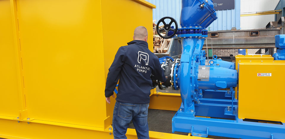 Final inspection of a newly built dewatering rig for a UK quarry